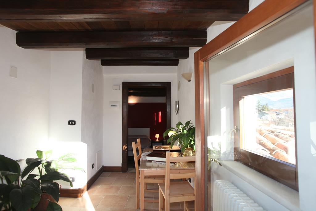 Angelino Home Σουλμόνα Δωμάτιο φωτογραφία