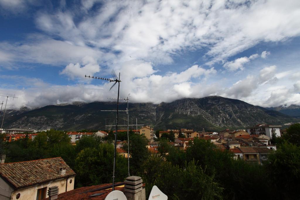 Angelino Home Σουλμόνα Εξωτερικό φωτογραφία